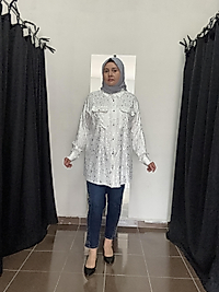 Yanları taşlı mavi pantolon