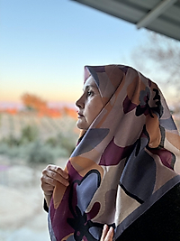 Büyük çiçek desen indigo-mor soft eşarp