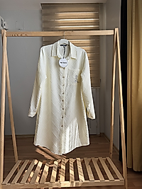 Kendinden Kabartma desen Krem tunik