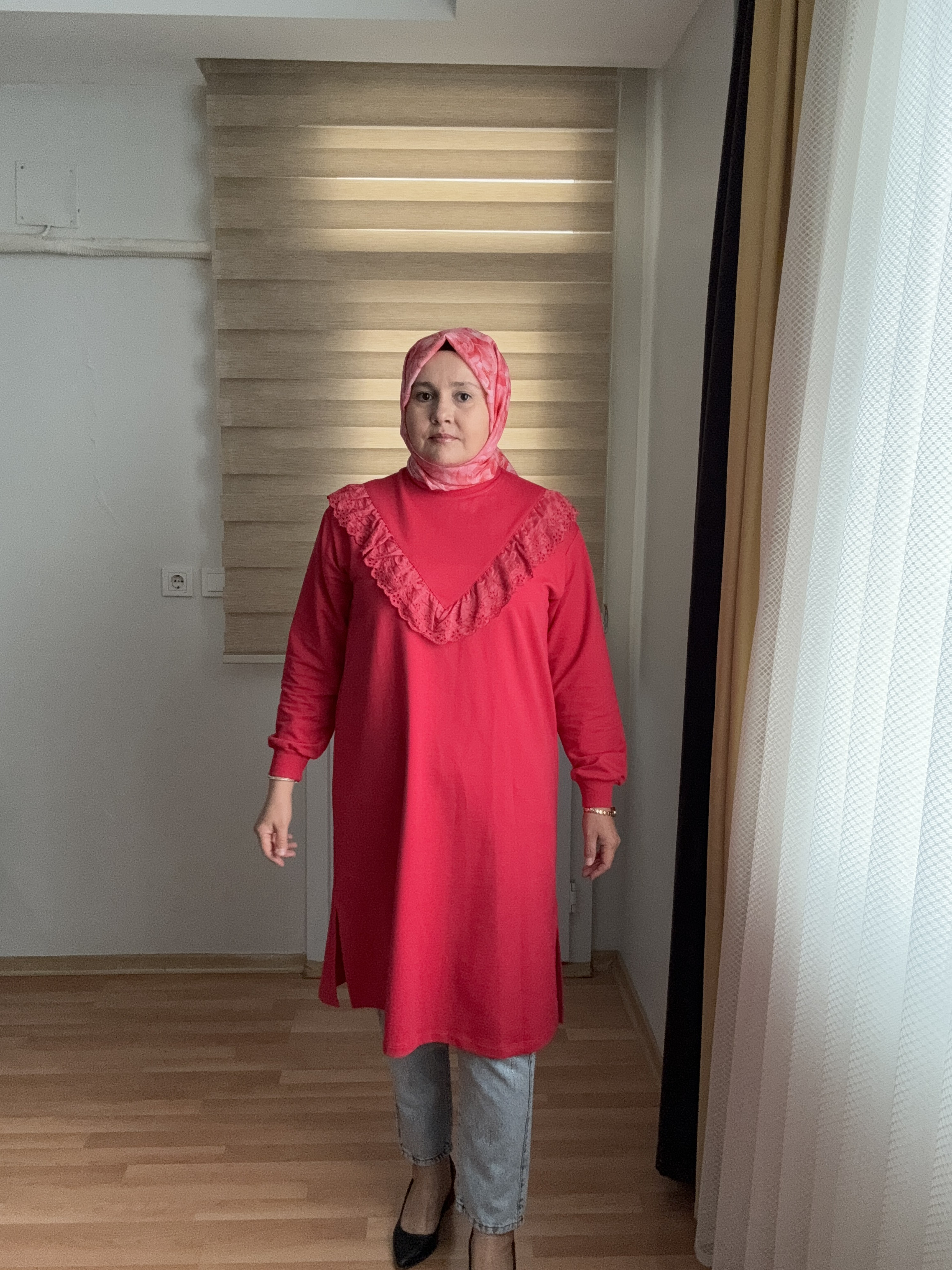 Fisto detaylı mercan tunik