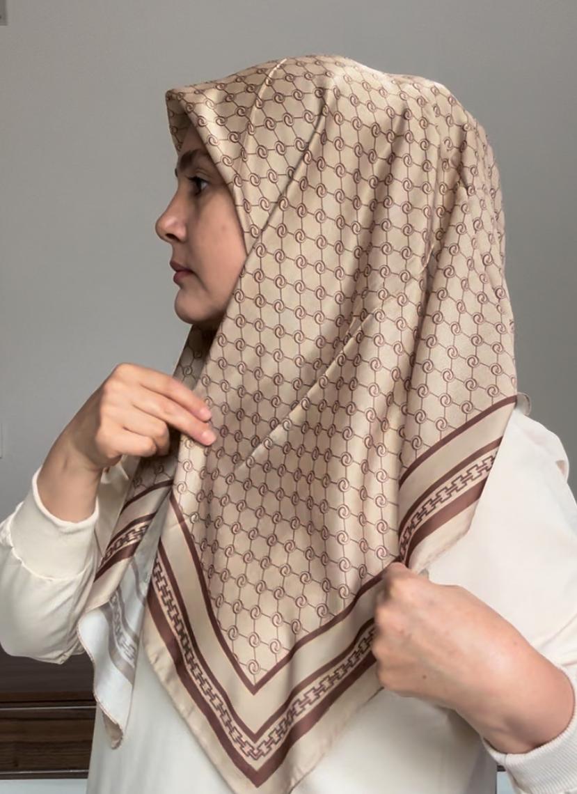 E desen kahverengi Soft eşarp